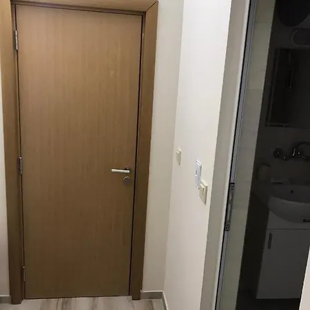 Студио Юлинел * Ahtopol